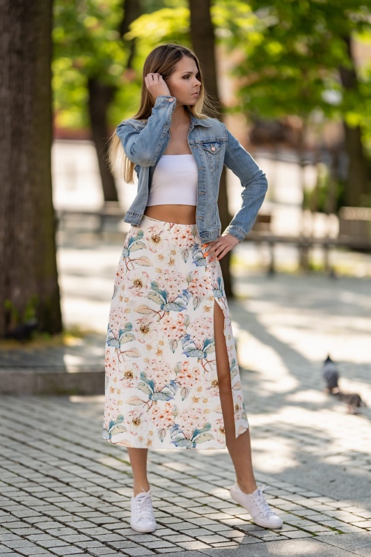 Spódnica z rozcięciem Midi White Flowers